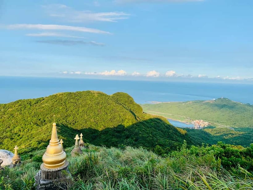 Taipei Private Spiritual Tour with Afternoon Tea & Cycling - Should you book the Taipei spiritual cycling tour?