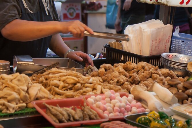 Taipei Street Food & Night Market Tour with a Local: Private & Custom - The guide can make or break the evening