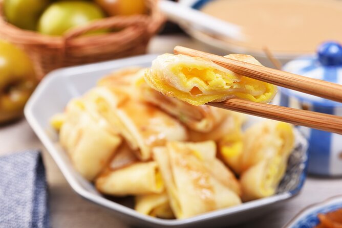 Taipei Touchdown: Make the Most of Your 6-Hour Layover - Longshan Temple: a working place of worship