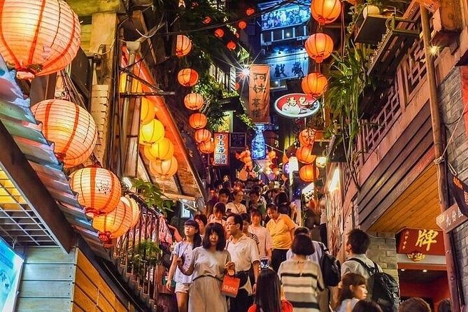 Taiwan TST: Private Tour Taipei Yehliu, Chaojing, Shifen, Jiufen - Chaojing Park, where industry meets the sea