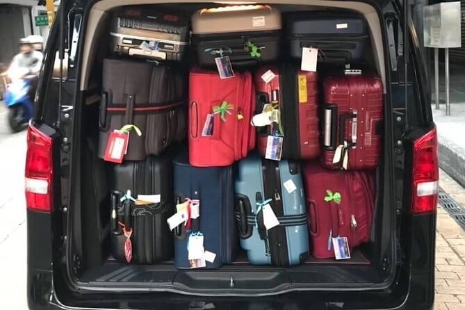 Taiwan TST : Taipei / Taoyuan Airport Pick-up or Drop-off - A private ride, not a shared shuttle