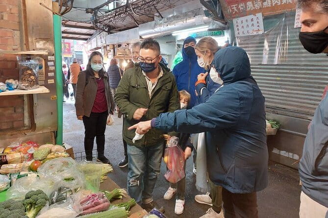 Taiwanese Cooking Class with Traditional Market Tour - An hour among Taipei’s traditional market foods