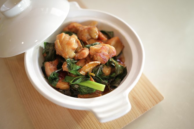 Taiwanese Gourmet Cooking Class in Taipei - Three-cup chicken and Taiwan’s signature sauce
