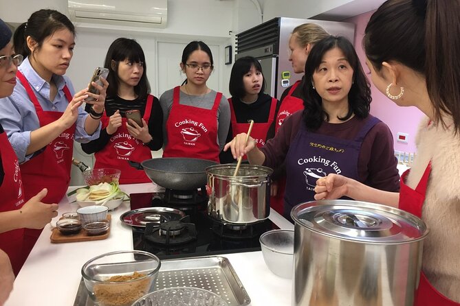 Turnip cake, Pork thick soup, Tofu pudding. Taiwan Traditional Light Meals Experience-C (Taipei Cooking Class) - A calm class with clear instruction
