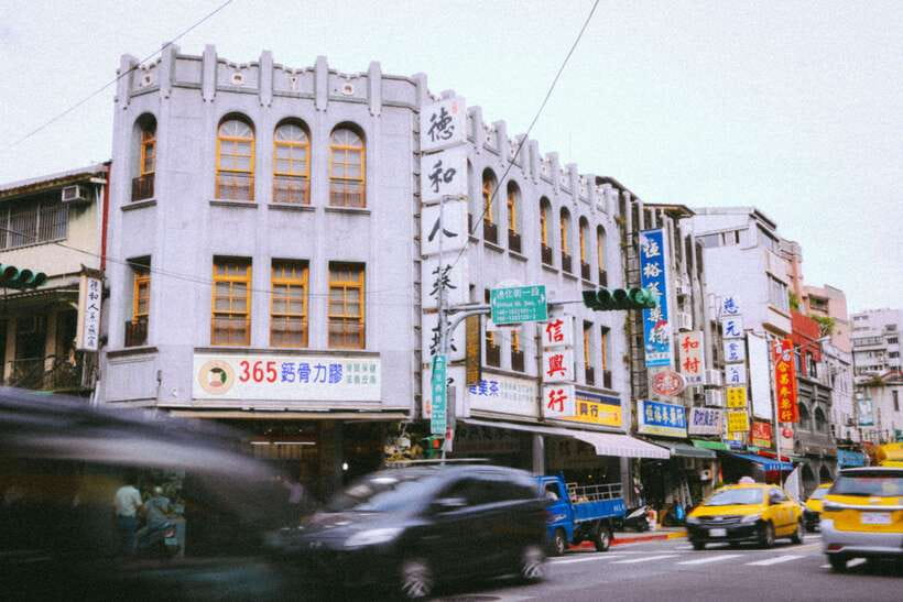 Vintage Taipei - Best of Taiwan and Sunset Walking Tour - What the $1.10 price really means