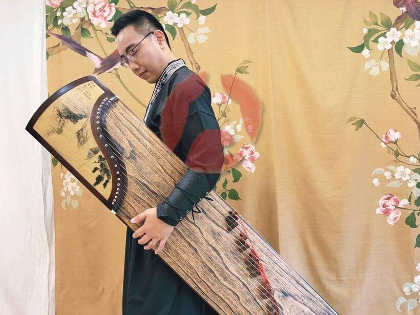 Wear Hanfu and play guzheng - The most praised part: patient instruction and relaxed support