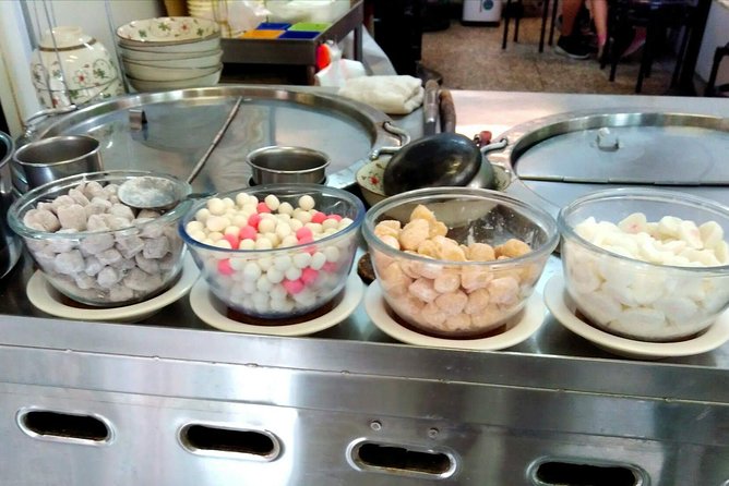 WoknRoll Taipei Walking and Historical Food Tour - Starting at Daqiaotou and Entering Old Taipei