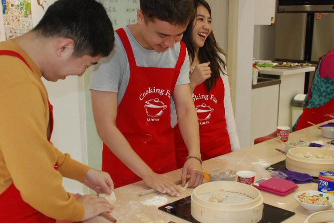 Xiao Long Bao, Pork thick soup, Bubble milk tea. Taiwan Traditional Light Meals Experience-B (Taipei Cooking Class) - Folding Xiao Long Bao, the Skill Test of the Afternoon