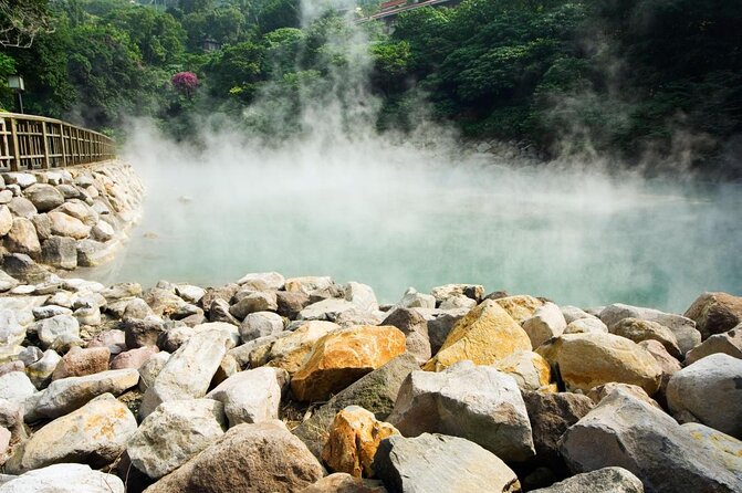 Yamingshan Volcano, Beitou Thermal Valley, Danshui Private Tour - Key points to know before booking