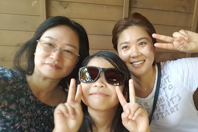 Yamingshan Volcano, Beitou Thermal Valley, Danshui Private Tour - Guides, vehicles, and the private-tour advantage
