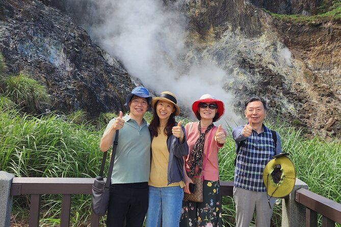 Yamingshan Volcano, Beitou Thermal Valley, Danshui Private Tour - Who gets the best value from this outing