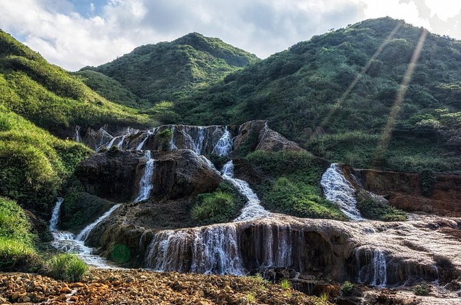 Yehliu, Golden Waterfall, Jiufen, Shifen Day Tour - Shifen Waterfall and the annual bridge maintenance