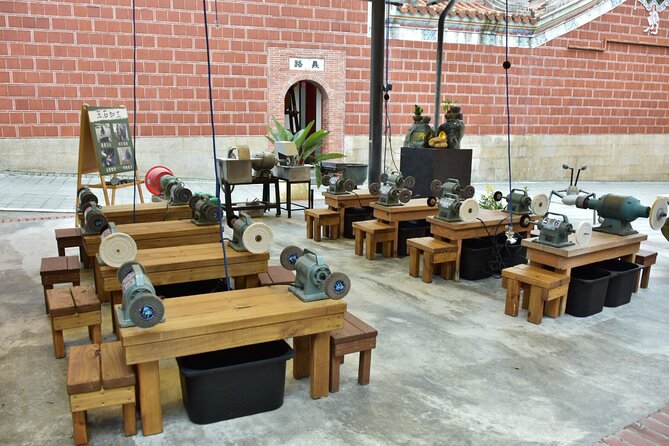 Yilan 1-Day Private Tour to Kavalan Whisky & Cultural Gems - Timing, weather, and what to pack
